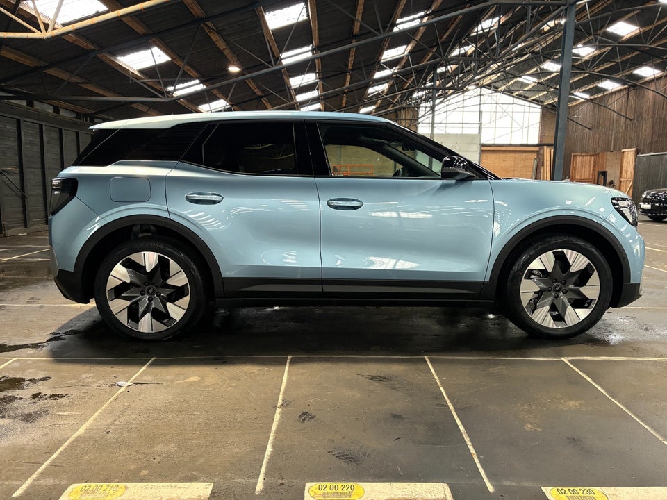 Ford Explorer 77 Premium Extended Range 5d