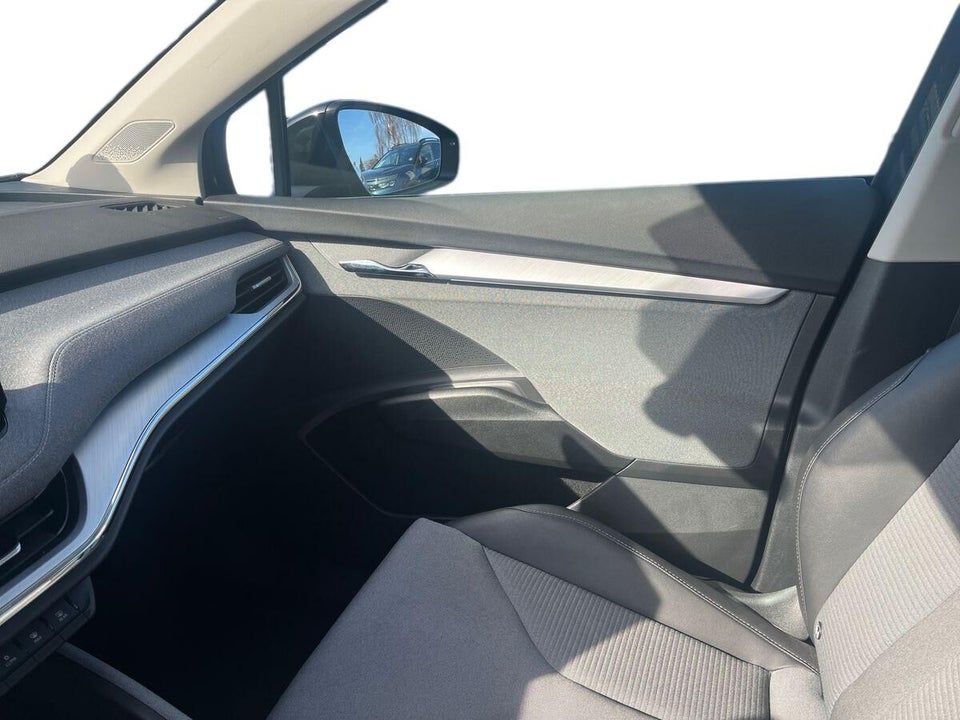 Skoda Enyaq 60 iV Loft 5d
