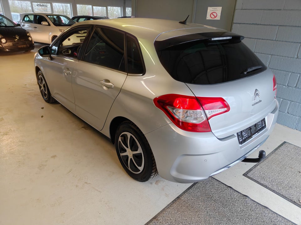 Citroën C4 1,6 HDi 92 Comfort 5d