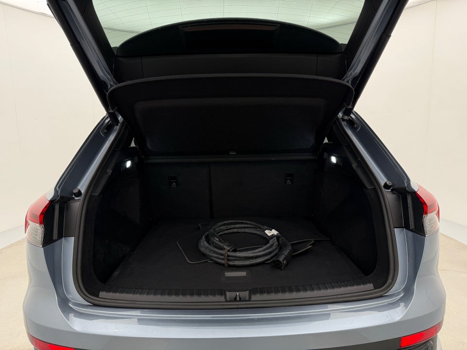 Audi Q4 e-tron 40 S-line 5d