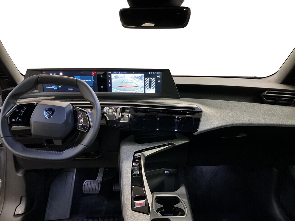 Peugeot e-5008 77 Allure 7prs 5d