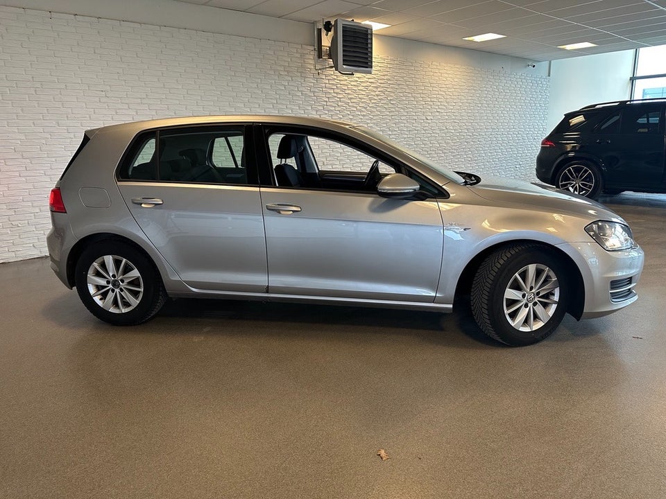 VW Golf VII 1,6 TDi 110 Edition 40 BM 5d