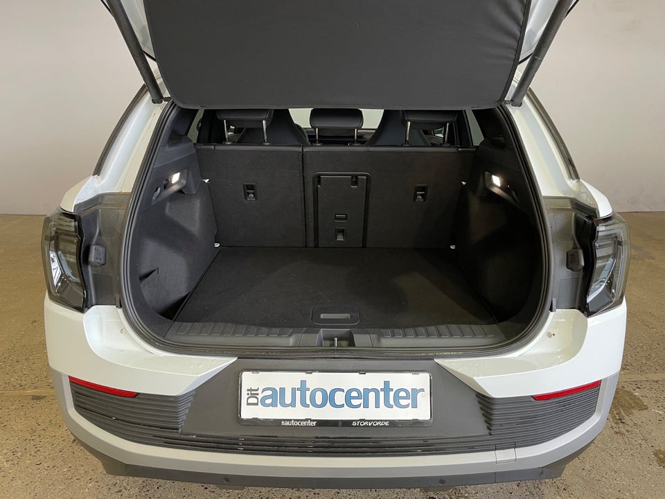 Ford Explorer 82 Premium Extended Range 5d