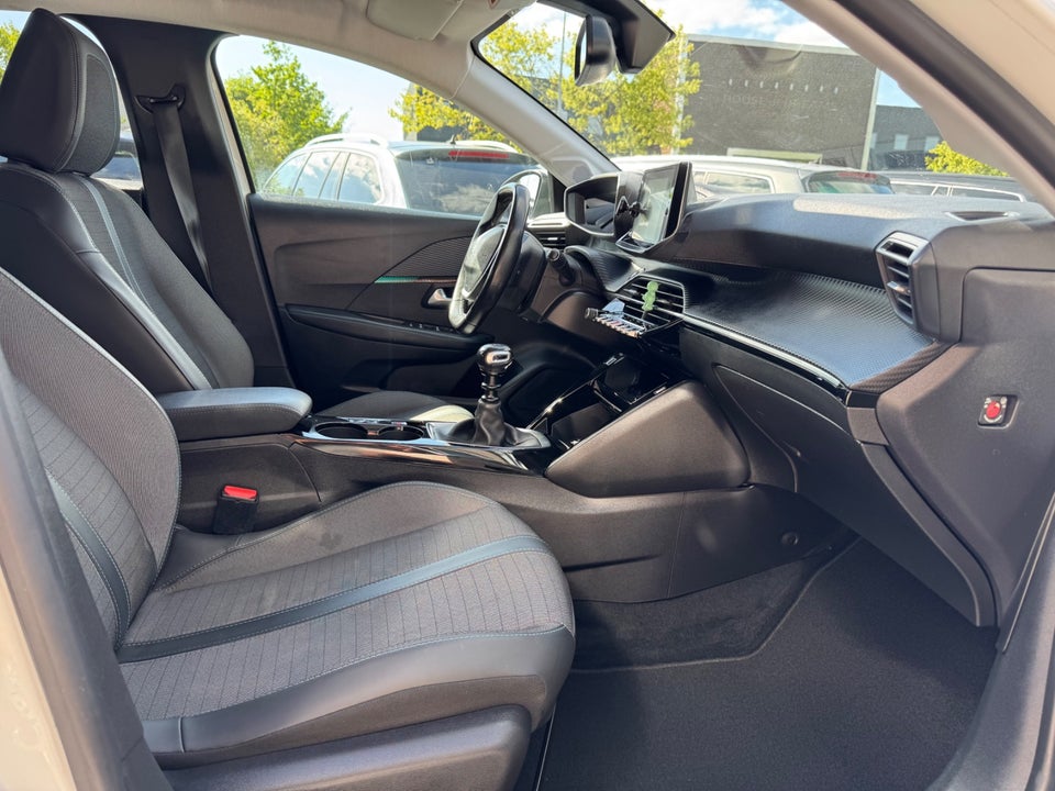 Peugeot 208 1,5 BlueHDi 100 Prestige 5d