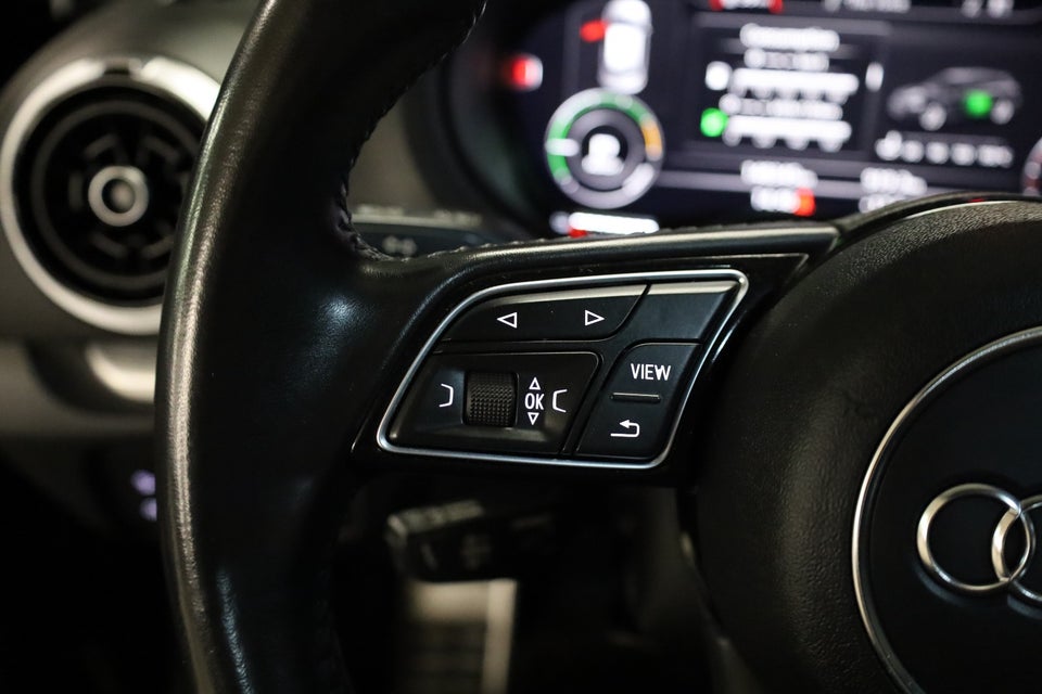 Audi A3 1,4 e-tron Sport Sportback S-tr. 5d