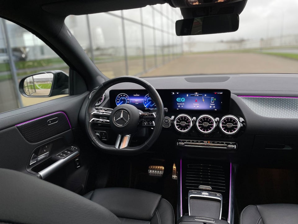 Mercedes EQA350 AMG Line 4Matic 5d