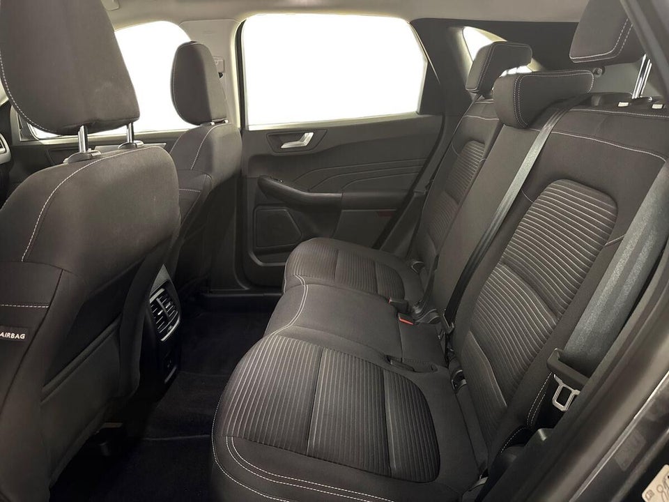 Ford Kuga 2,5 PHEV Titanium CVT 5d