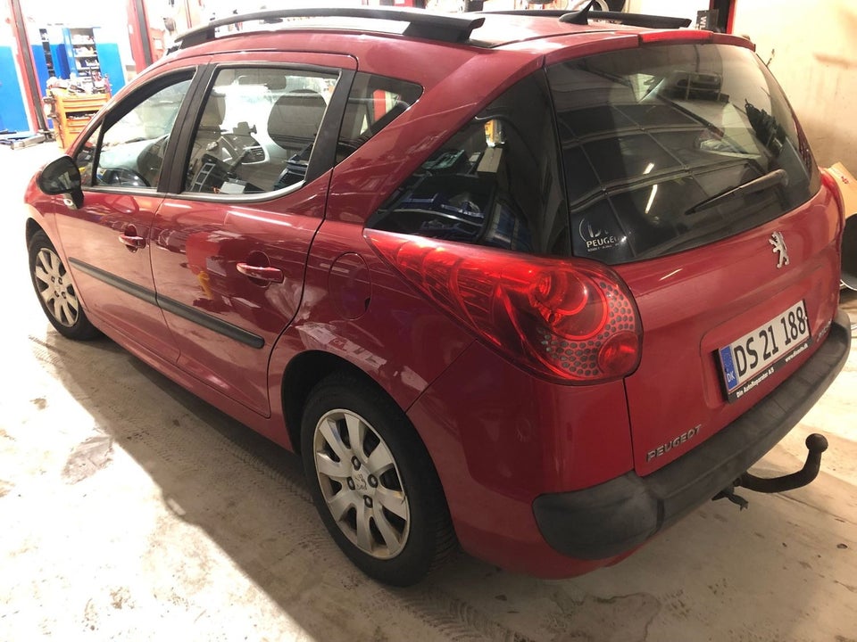 Peugeot 207 1,4 XR+ SW 5d