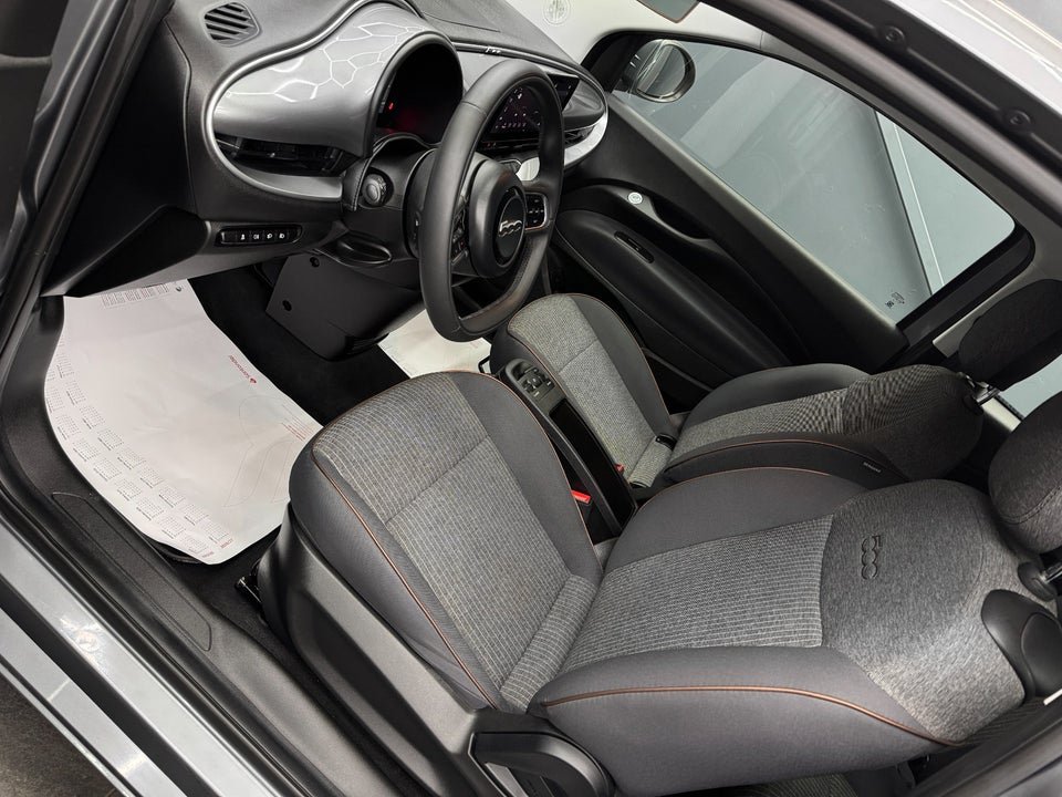 Fiat 500e 42 Icon 3d