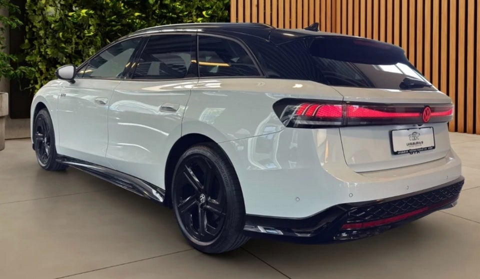 VW ID.7 86 GTX Tourer 4Motion 5d