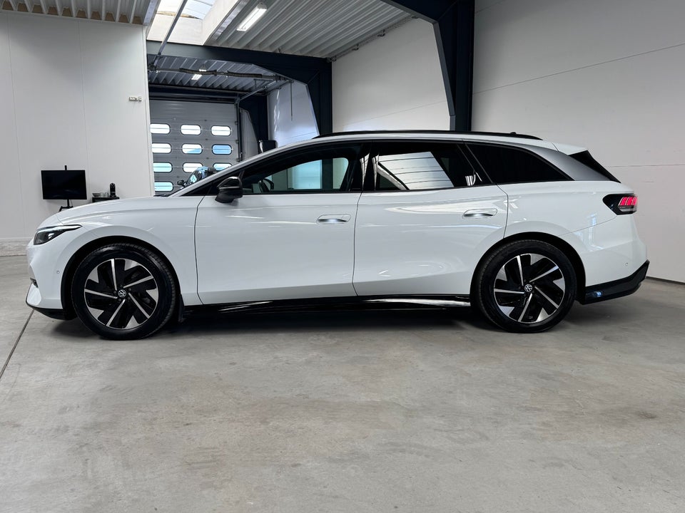 VW ID.7 77 Style Tourer 5d