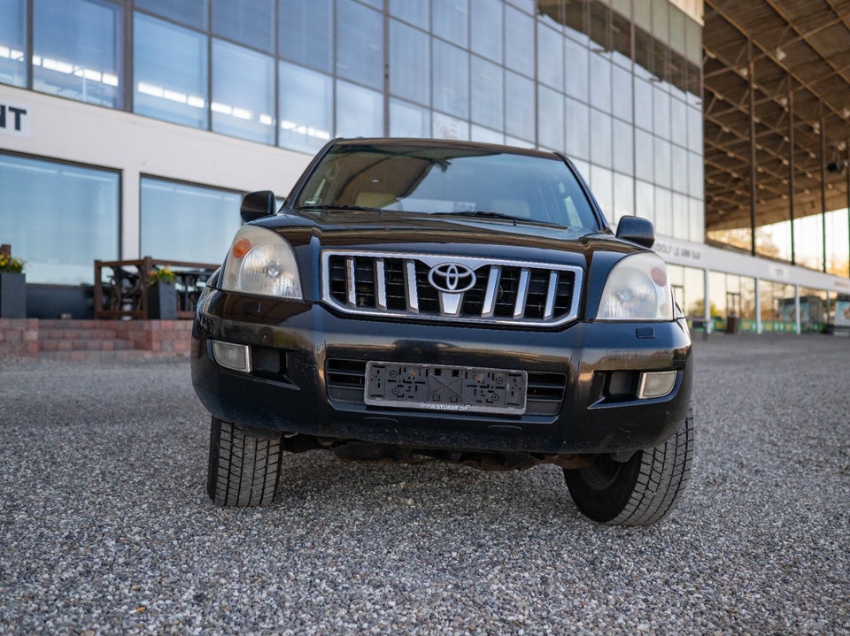 Toyota Land Cruiser 3,0 D-4D Luxus l 5d