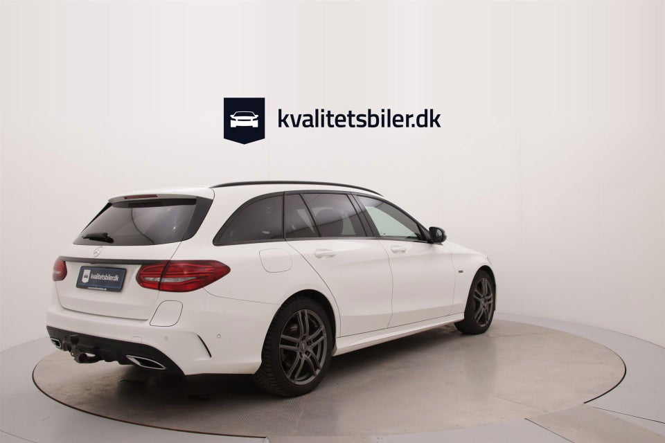 Mercedes C300 de 2,0 AMG Line Night Edition stc. aut. 5d