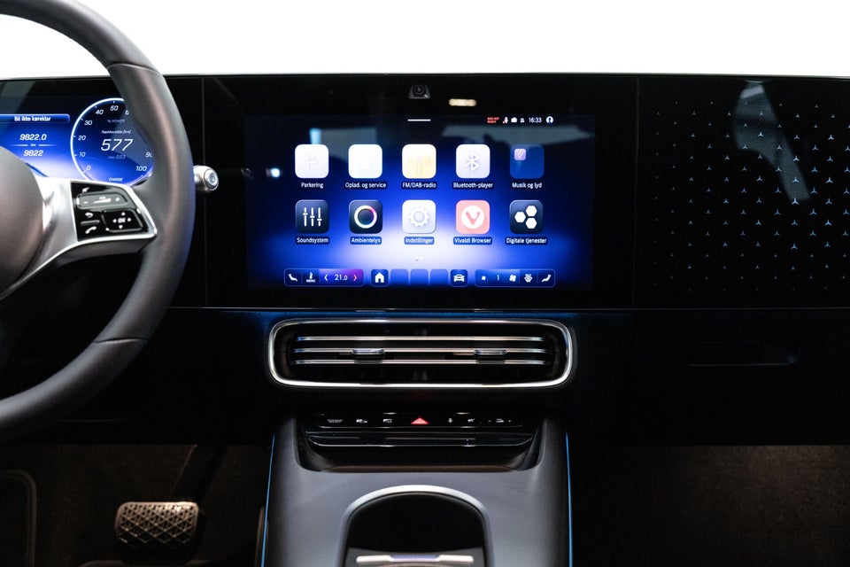 Mercedes CLA250+ EQ Progressive Advance Plus 4d