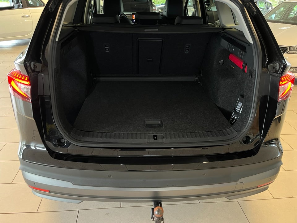 Skoda Enyaq 80 iV Suite 5d