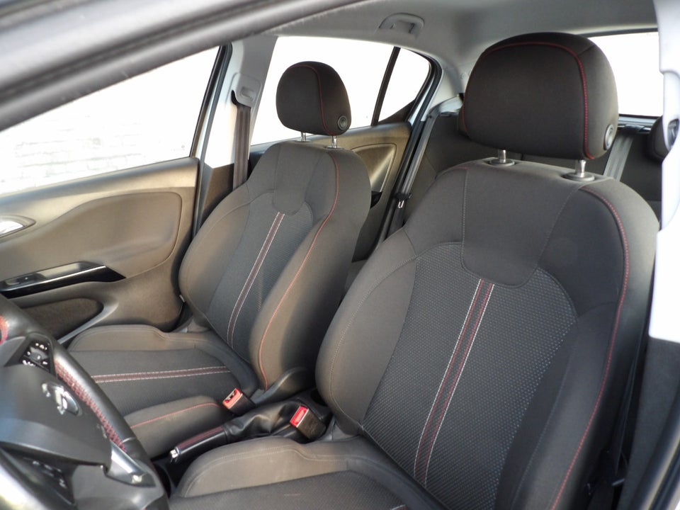 Opel Corsa 1,4 16V Sport 5d