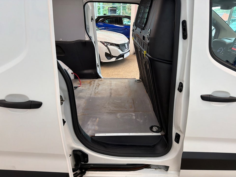 Citroën Berlingo 1,5 BlueHDi 130 L2 ProffLine EAT8 Van