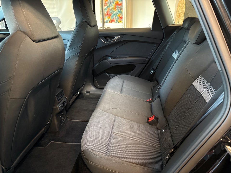 Audi Q4 e-tron 40 Advanced 5d