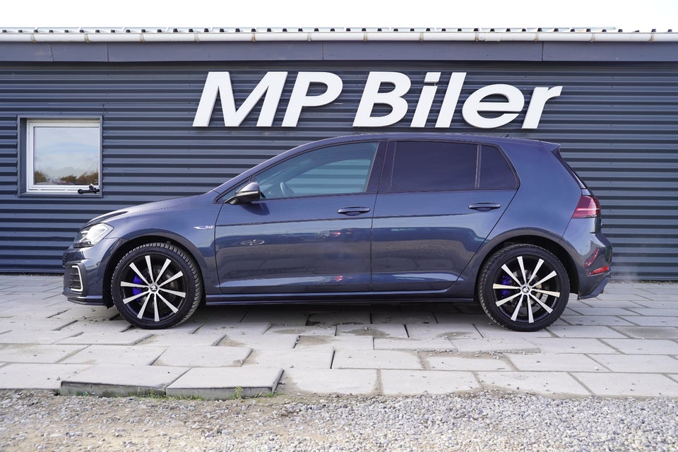 VW Golf VII 1,4 GTE DSG 5d