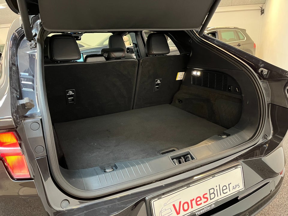 Ford Mustang Mach-E 98 Premium Extended Range AWD 5d