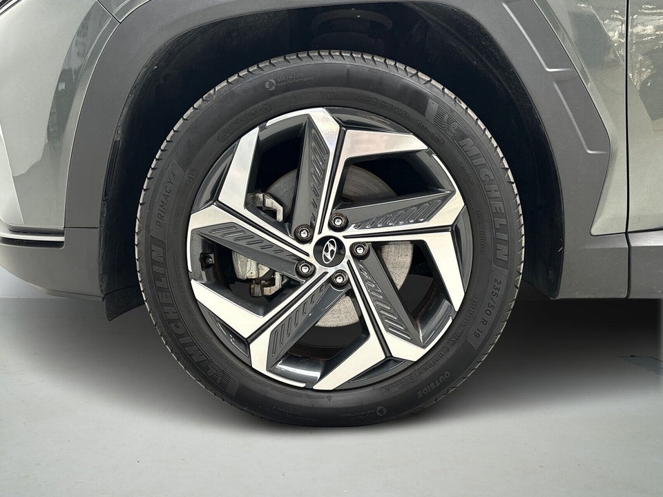 Hyundai Tucson 1,6 PHEV Essential aut. 4WD 5d