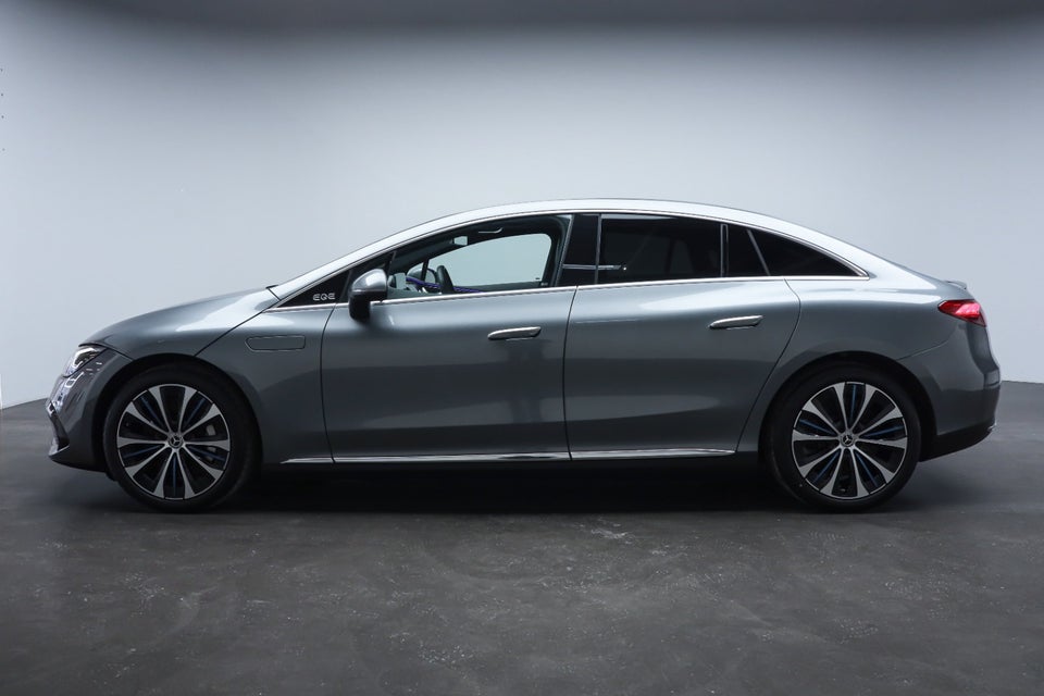 Mercedes EQE350 Electric Art 4d
