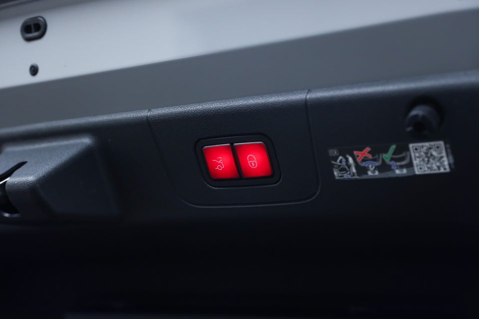 Mercedes CLA250+ EQ AMG Premium 4d