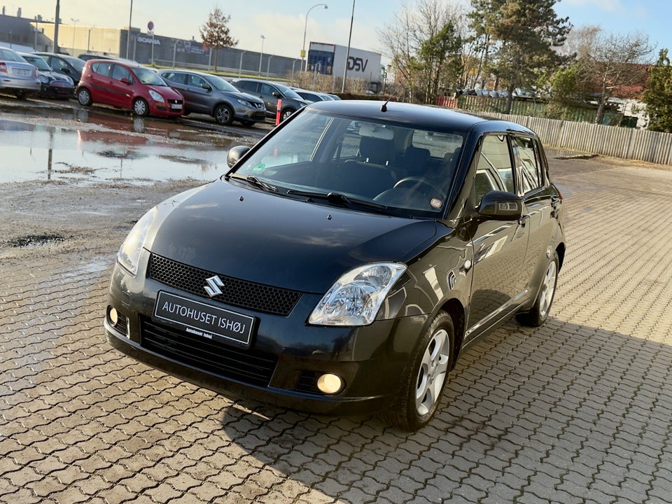 Suzuki Swift 1,5 GLX 5d