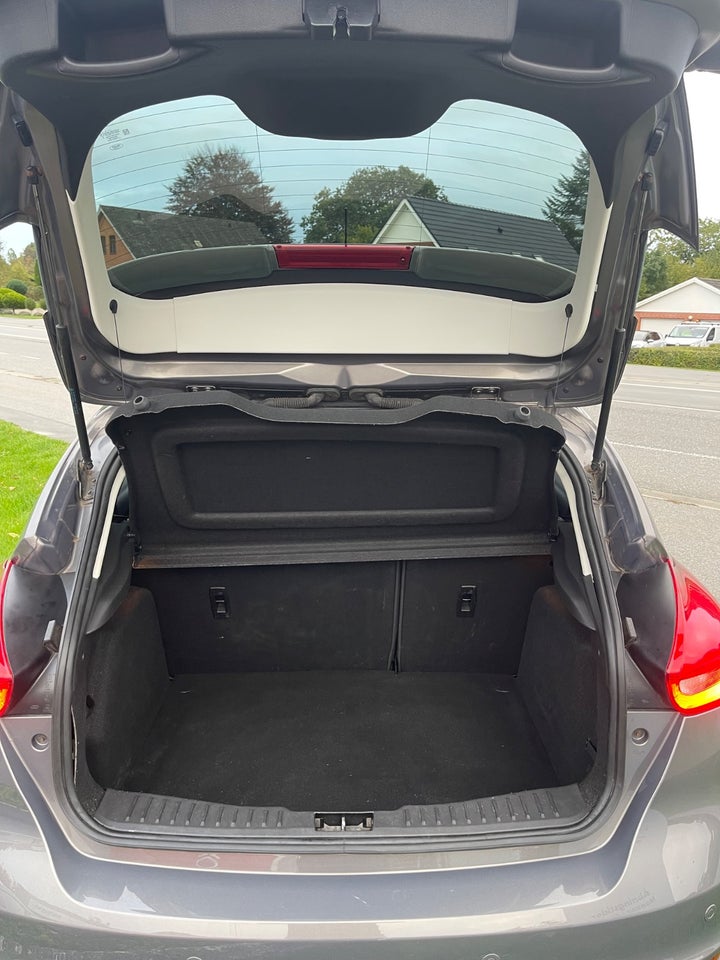 Ford Focus 1,0 SCTi 125 Business 5d