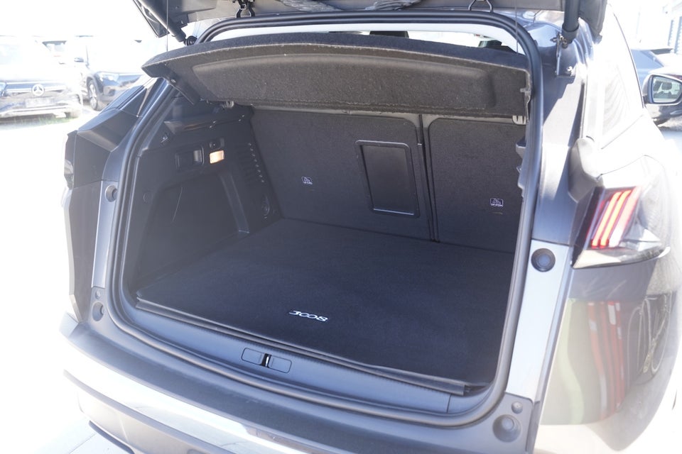 Peugeot 3008 1,6 Hybrid Allure EAT8 5d