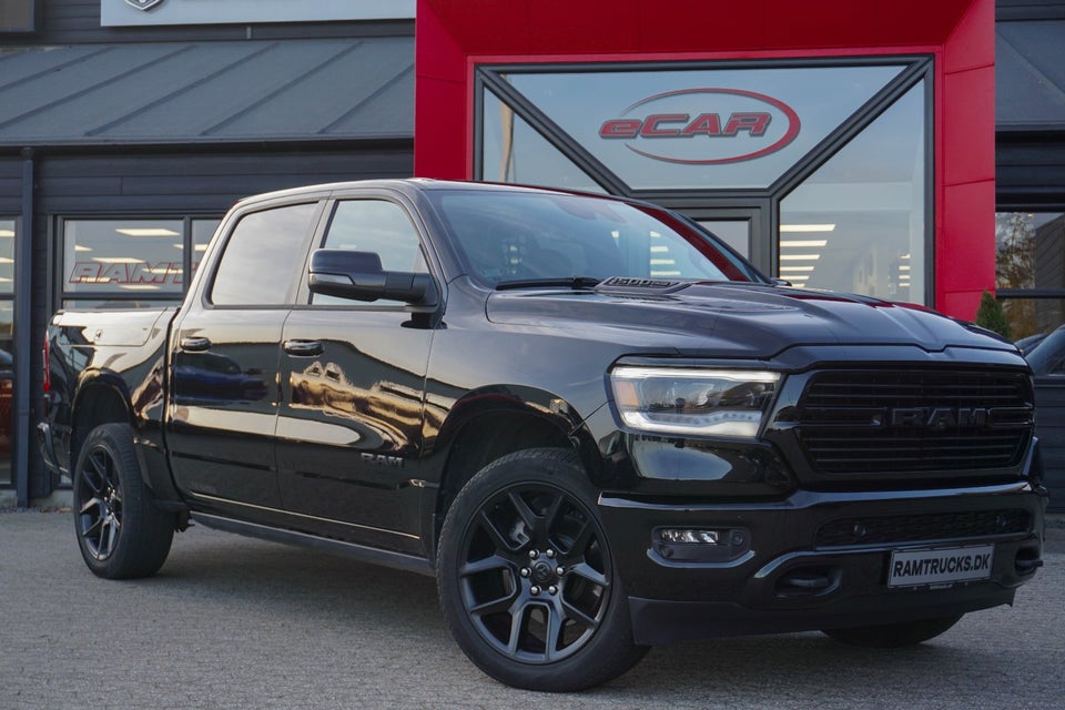 Dodge RAM 1500 5,7 V8 Hemi Laramie Night aut. 4d