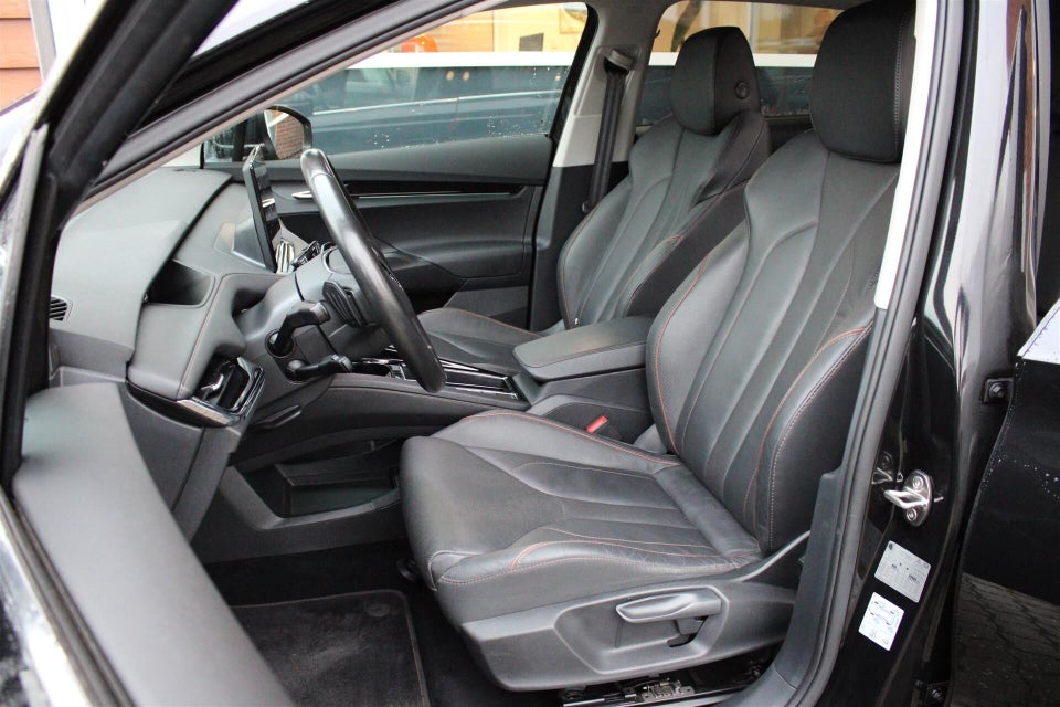 Skoda Enyaq 80 iV Suite 5d