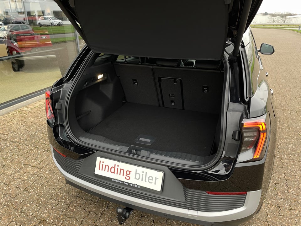 Ford Explorer 82 Premium Extended Range 5d