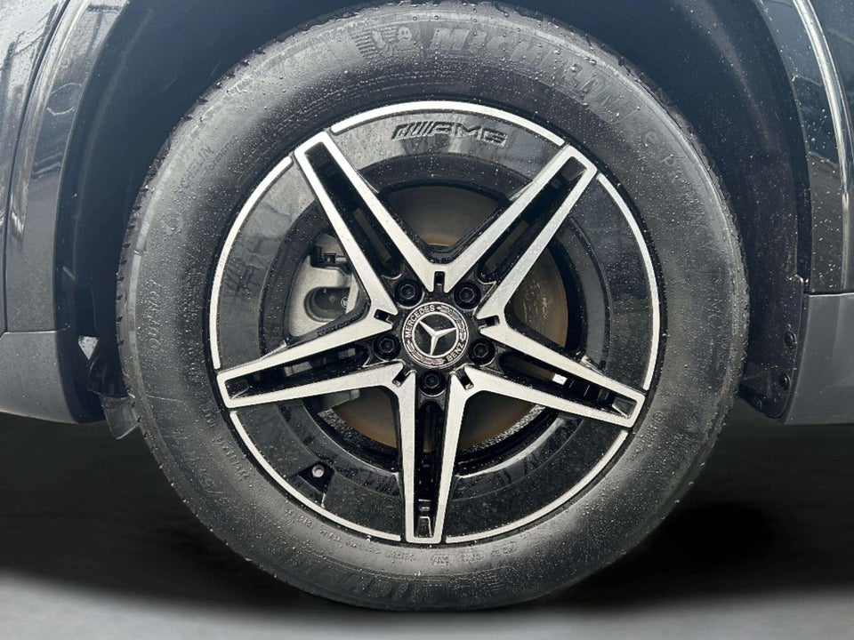 Mercedes EQA300 AMG Line 4Matic 5d