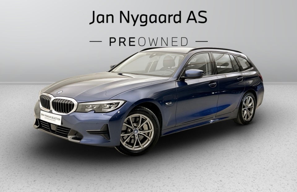 BMW 330e 2,0 Touring Sport Line aut. 5d