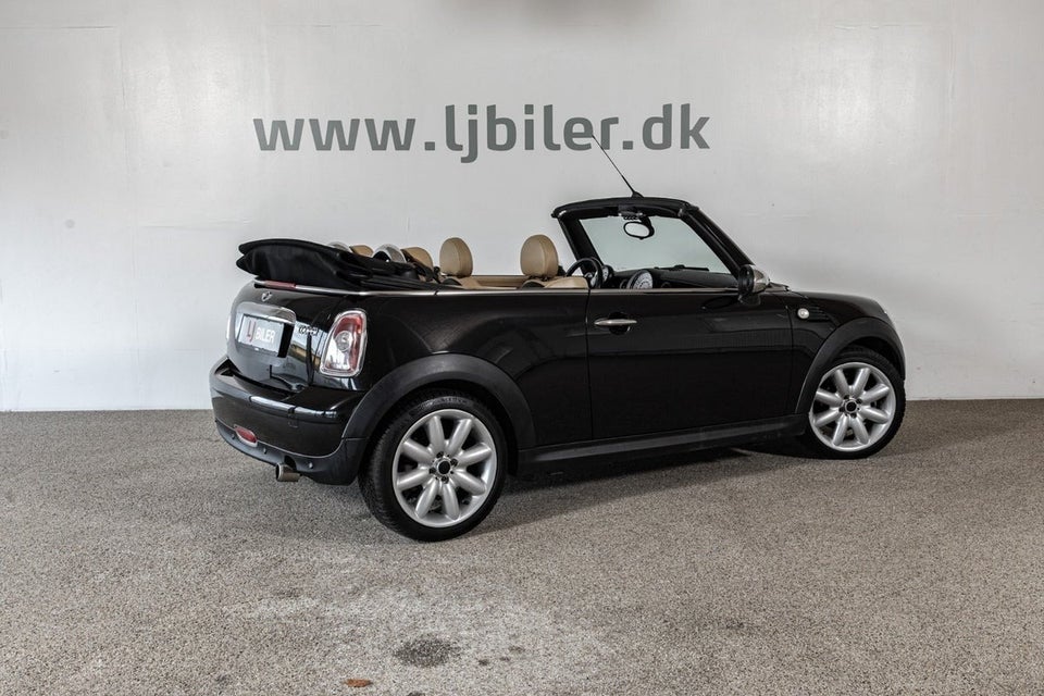 MINI Cooper 1,6 Cabriolet 2d