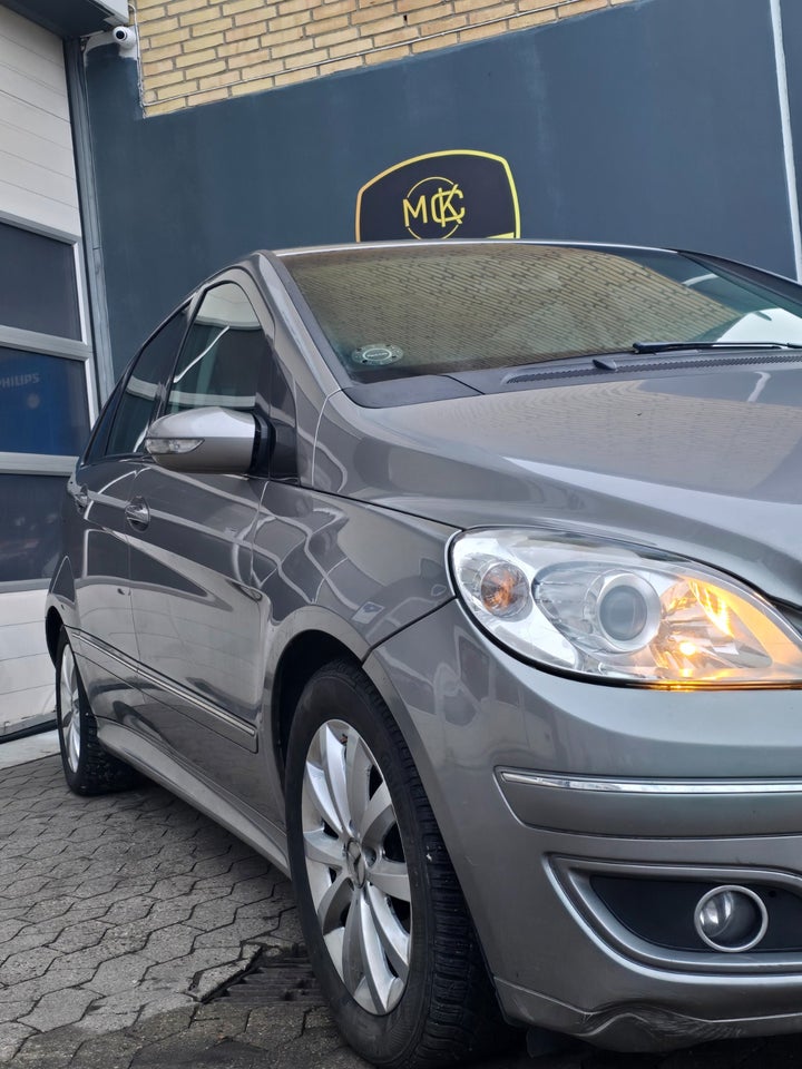 Mercedes B180 2,0 CDi aut. 5d