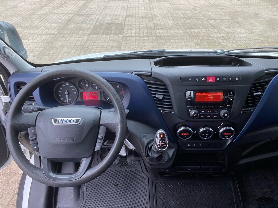 Iveco Daily 3,0 35S18 4100mm Lad AG8 2d