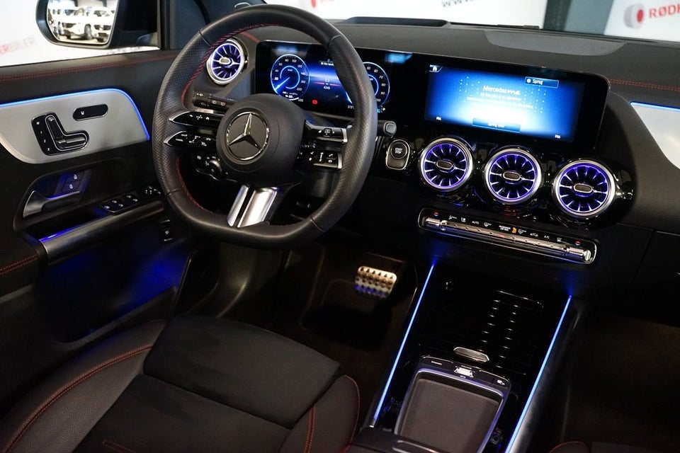 Mercedes EQA350 AMG Line Premium 4Matic 5d