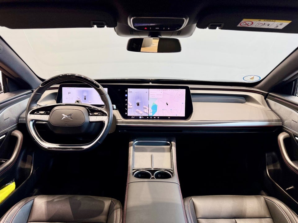 Xpeng P7 Long Range 4d