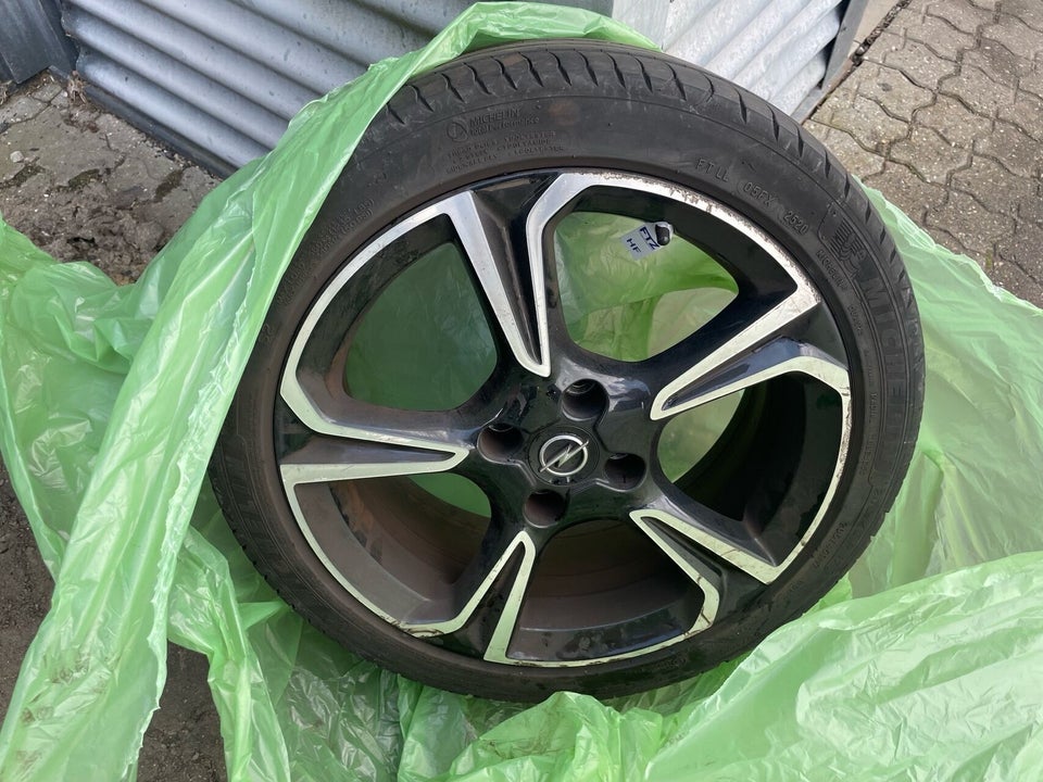 Opel Corsa 1,2 Sport 5d