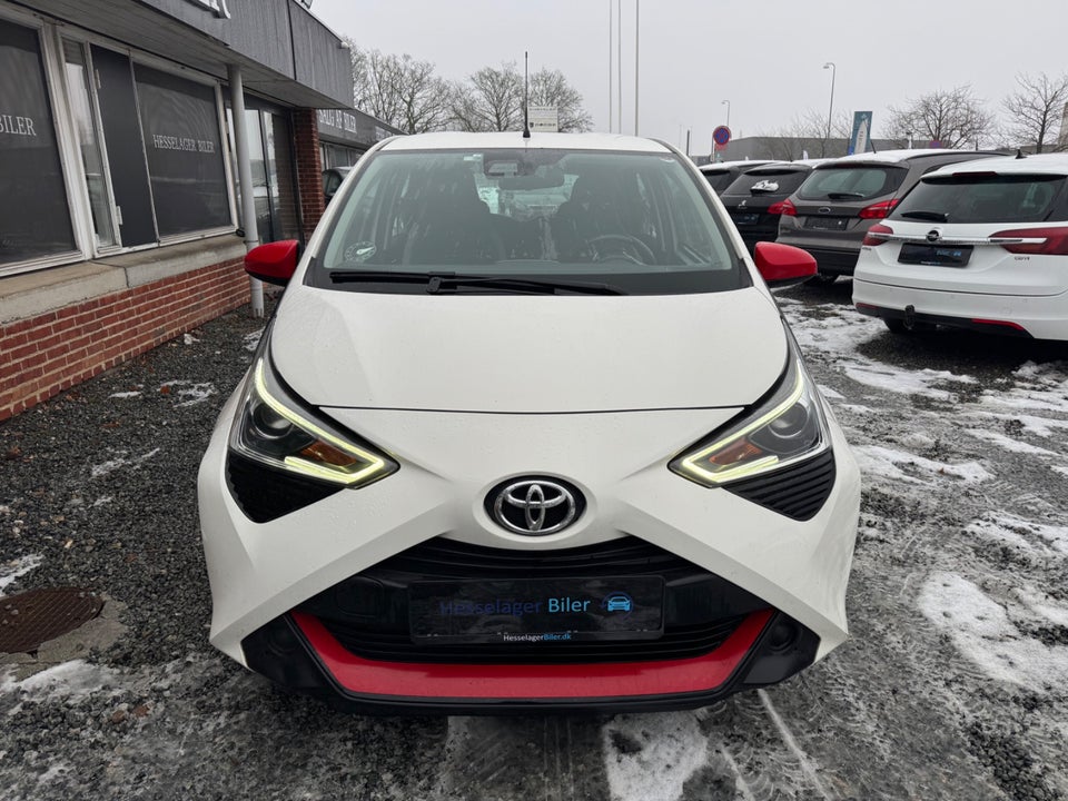 Toyota Aygo 1,0 VVT-i x-plore 5d