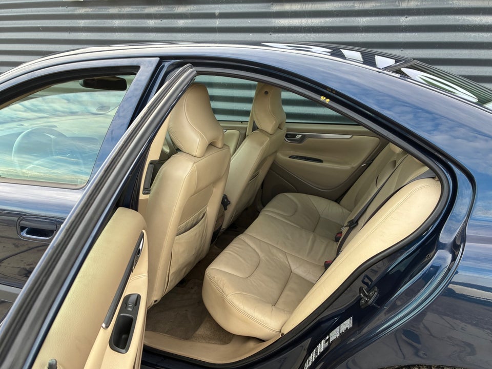Volvo S60 2,4 T aut. 4d