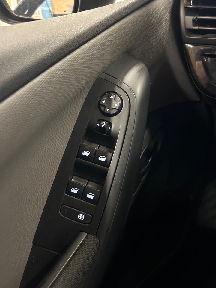 Citroën Grand C4 Picasso 1,6 VTi 120 Seduction 7prs 5d