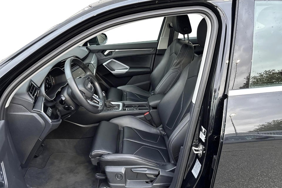 Audi Q3 45 TFSi e Attitude plus Sportback S-tr. 5d