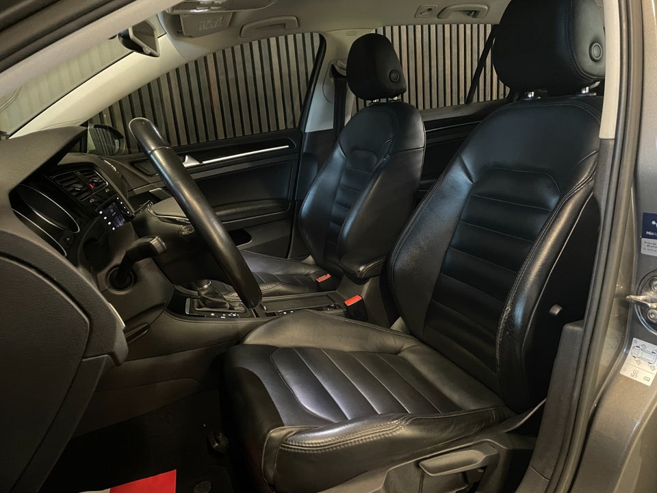 VW Golf VII 2,0 TDi 150 Highline Variant DSG BMT 5d