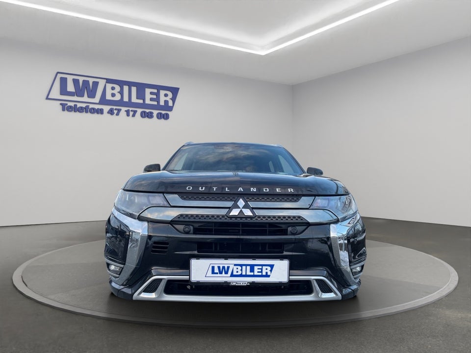 Mitsubishi Outlander 2,4 PHEV Instyle CVT 4WD 5d