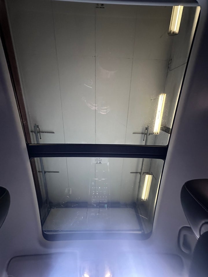 MG Marvel R Luxury 5d