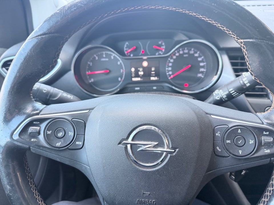 Opel Crossland X 1,2 T 130 Enjoy 5d
