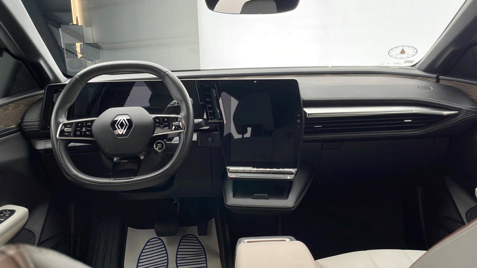 Renault Megane E-Tech 60 Iconic 5d